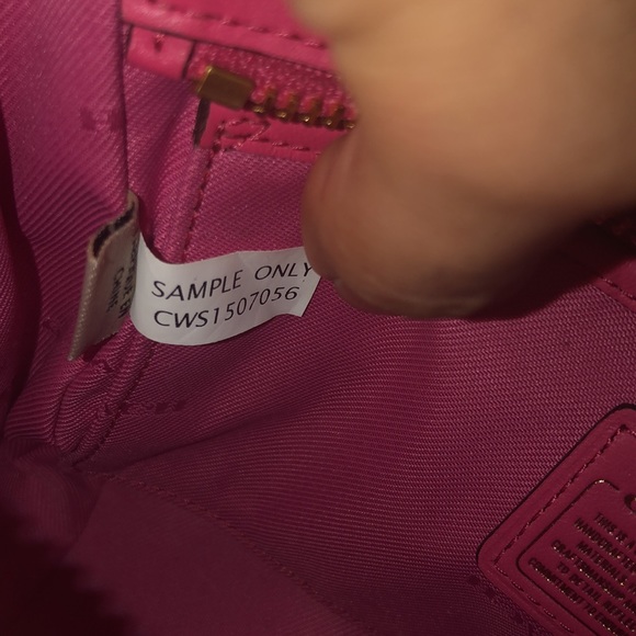 RARE LIMITED Sample Coach Pink Croc Leather Swagger Crossbody - Picture 10 of 15